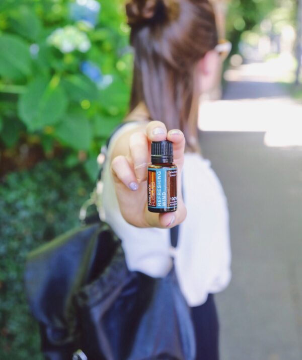 REFRESHING WIND ESSENTIAL OIL - Imagen 2